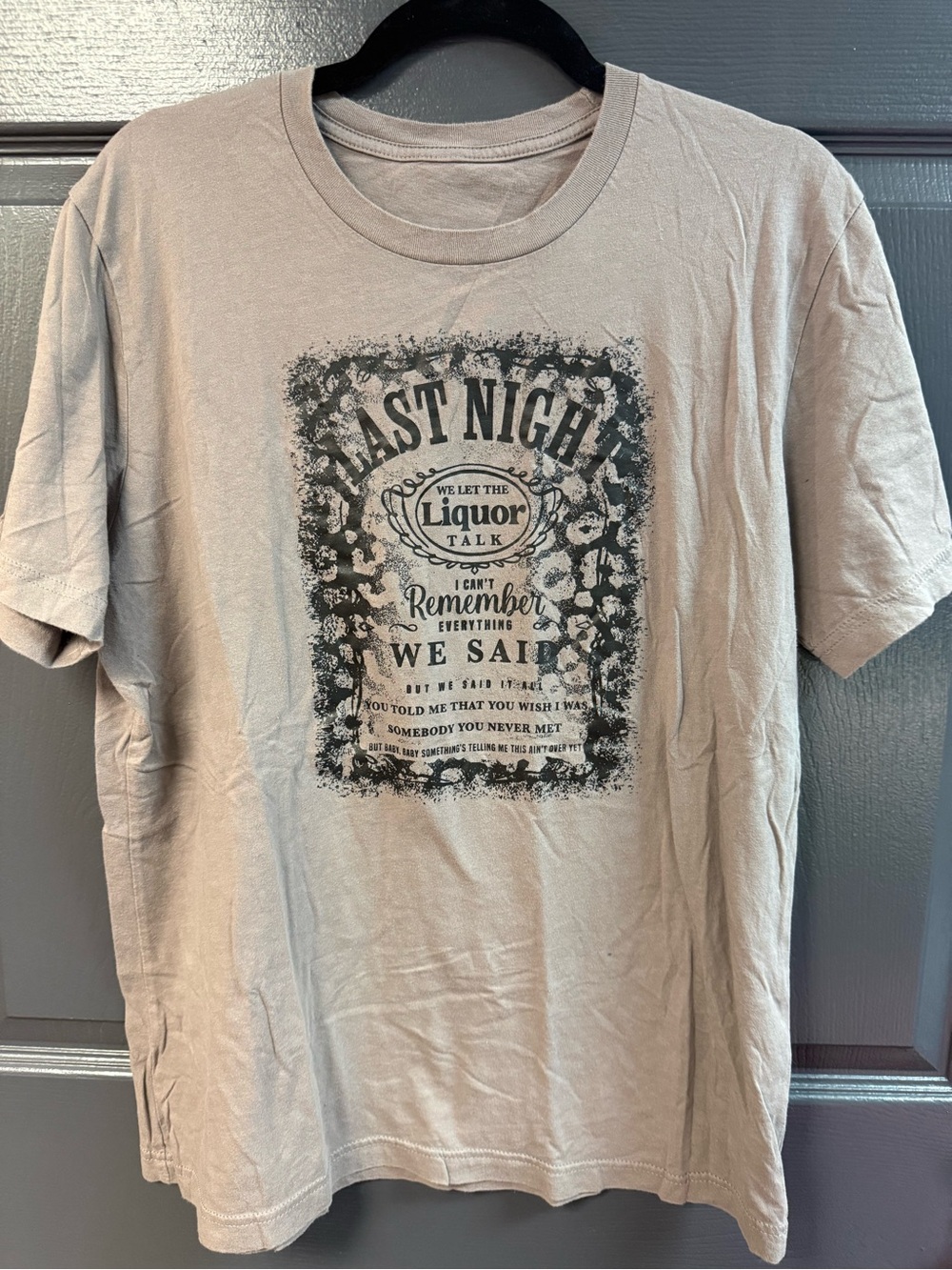 Morgan Wallen "Last Night We Let the Liquor Talk” Graphic Short-Sleeved T-shirt